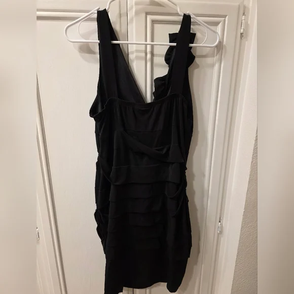 LIKE NEW Valerie Bertinelli Women's Elegant Black Dress ~ Size 10 - Picture 6 of 10
